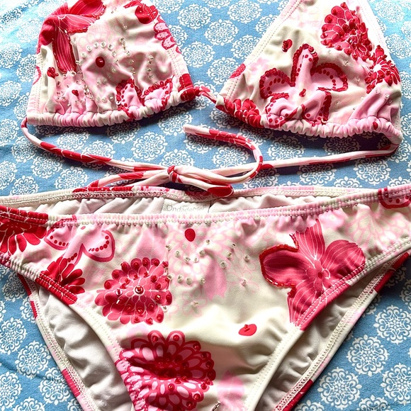 OndadeMar string bikini with sequin and bead detail, with matching coverup pant - Picture 10 of 10